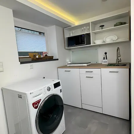 Modern Basement Near Phantasialand & Cologne Erftstadt