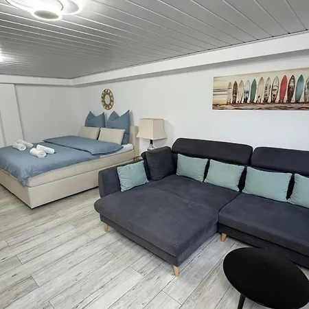 Modern Basement Near Phantasialand & Cologne *