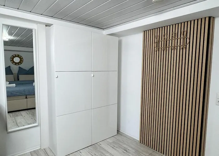 Lejlighed Modern Basement Near Phantasialand & Cologne *