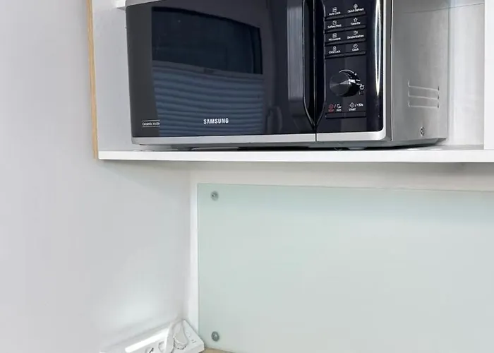 Modern Basement Near Phantasialand & Cologne